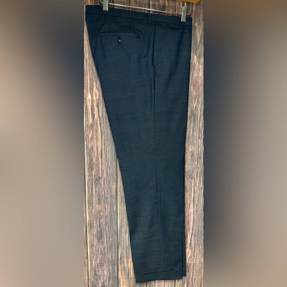 Hugo Boss Dark Navy Blue Slacks Dress Pants - Men’s Size 34R